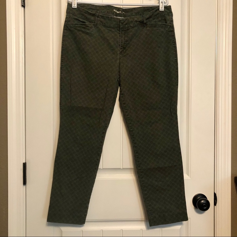 Old Navy Pixie dress pants Olive Green